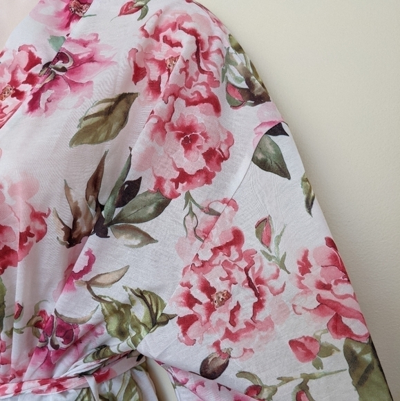 Show ME YOUR MUMU brie robe peonies floral print os - Picture 10 of 16